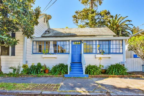 39 Latham St, San Rafael, CA, 94901-2742 | Card Image