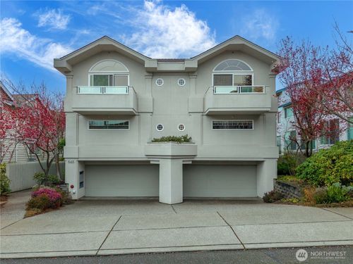 unit-102-645 Bell St, Edmonds, WA, 98020-3628 | Card Image