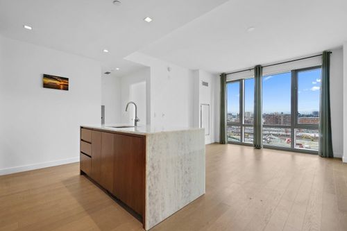 1102r-75 Park Lane South, JC, Downtown, NJ, 07310 | Card Image
