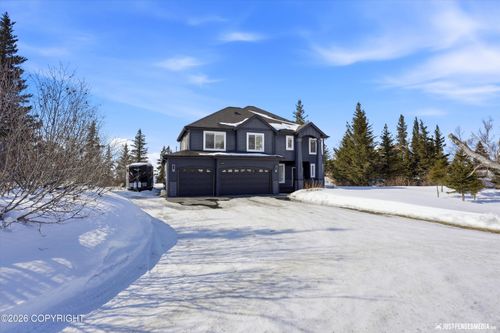 19296 Potter Highlands Dr, Anchorage, AK, 99516-6140 | Card Image