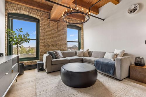 apt-406-400 N 1st St, Minneapolis, MN, 55401-1393 | Card Image