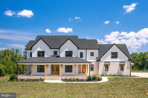 342 White Tail Rd, CONCORD, VA, 24538-5205 | Card Image