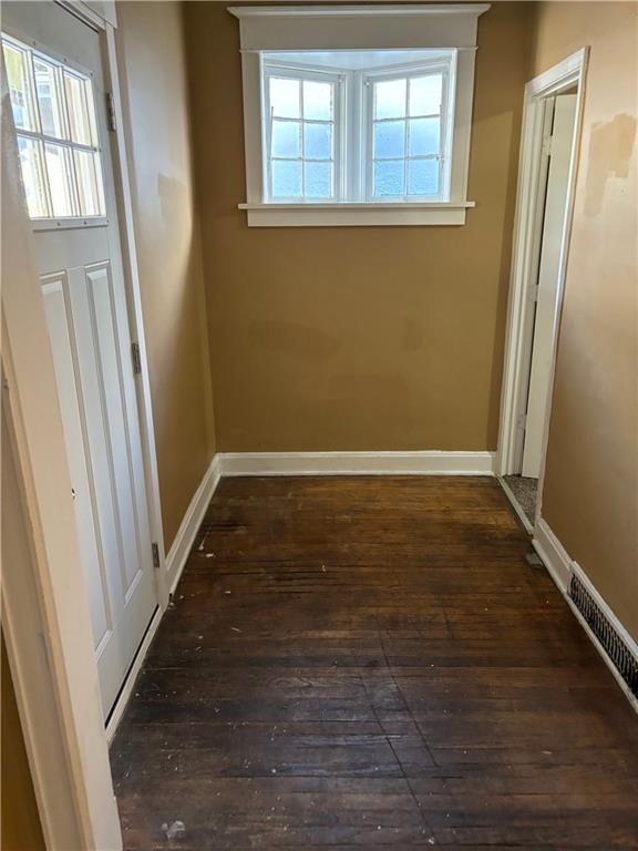 College Ave, Kansas City, MO 64127