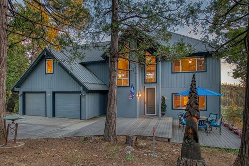 39649 Crest Point Ln, Shaver Lake, CA, 93664-9663 | Card Image