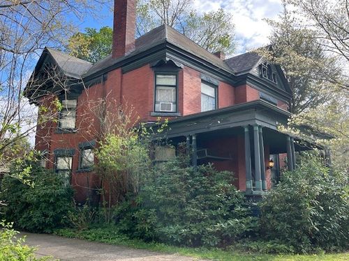339 W 21st St, Erie, PA, 16502-2612 | Card Image
