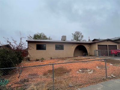 2709 Paseo De Tularosa, House other with 3 bedrooms, 1 bathrooms and 4 parking in Santa Fe NM | Image 1