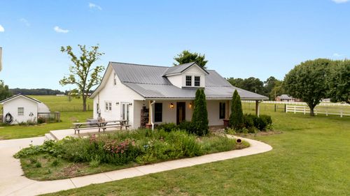 2653 Blanton Chapel Rd, Manchester, TN, 37355-4102 | Card Image