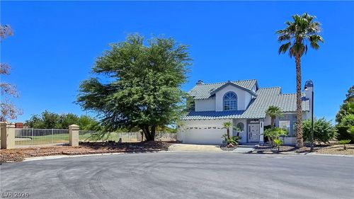 4901 Portraits Pl, Las Vegas, NV, 89149-5720 | Card Image