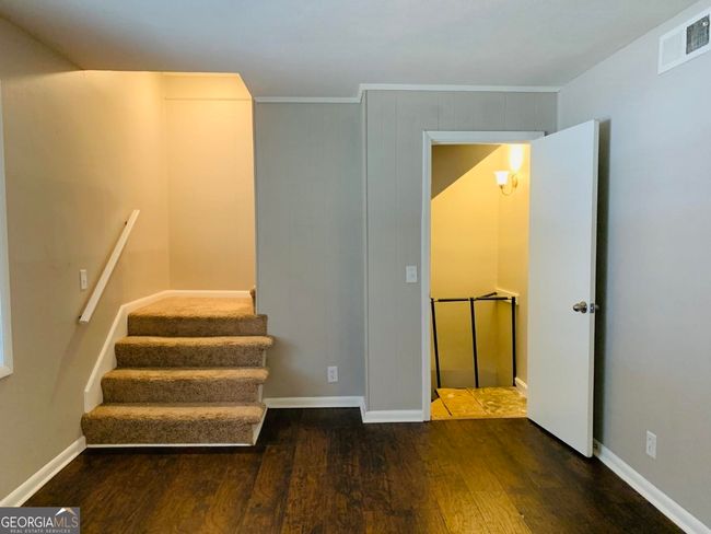 B - 1069 Laurel Ln Nw, Home with 3 bedrooms, 2 bathrooms and 2 parking in Conyers GA | Image 10