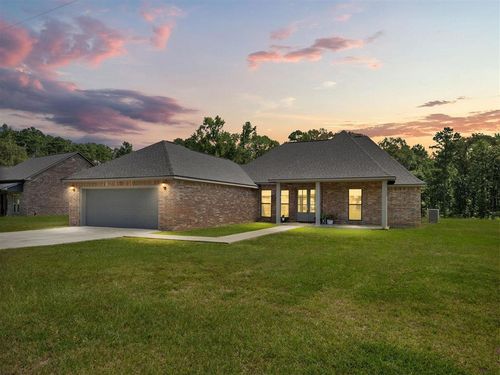 3721 Belview Rd, Leesville, LA, 71446-8609 | Card Image