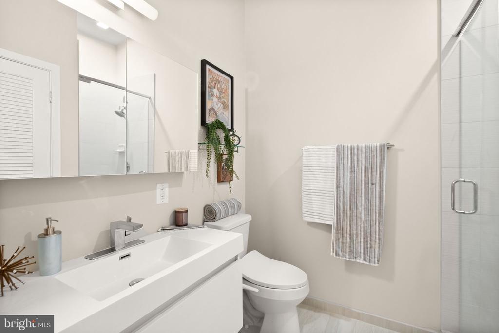 Residential in ARLINGTON 4