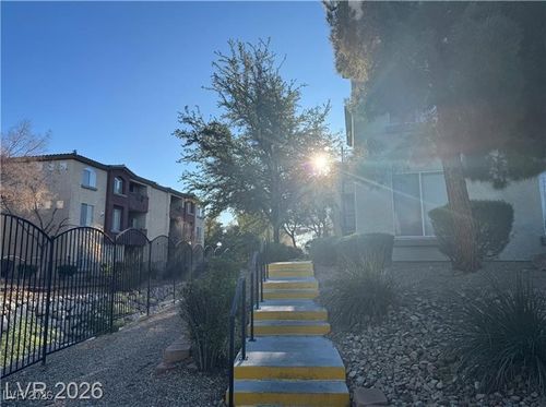 1049-4400 S Jones Blvd, Las Vegas, NV, 89103-3335 | Card Image