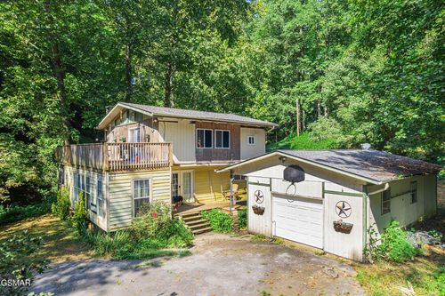 3176 N Clear Fork Road, Sevierville, TN, 37862 | Card Image