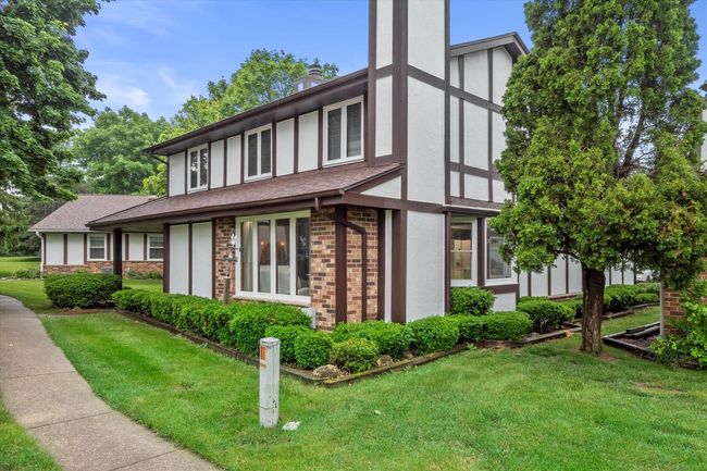 5309 S Somerset Lane, Condo with 2 bedrooms, 2 bathrooms and null parking in Greenfield WI | Image 31