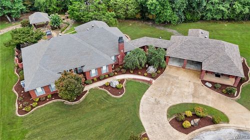 85 Rivercrest Dr, Fayette, AL, 35555-6746 | Card Image