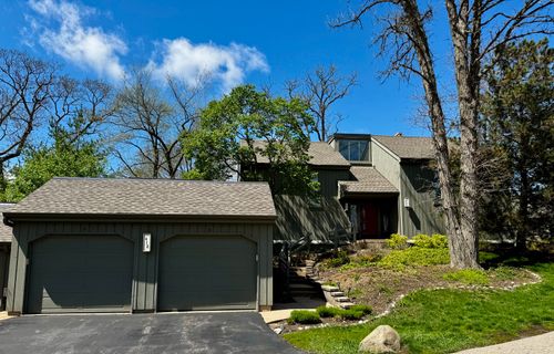 b-412 Deer Trail Hl, Lake Barrington, IL, 60010-1796 | Card Image