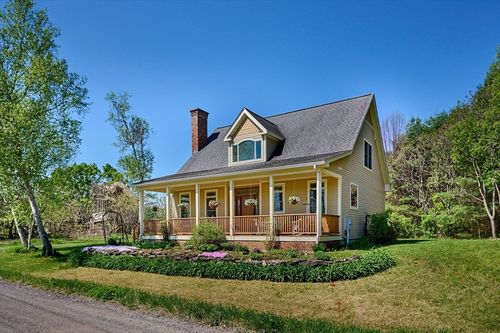39 Boyden Rd, Conway, MA, 01341-9717 | Card Image