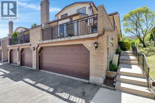 6-458 Beechwood Pl, Waterloo, ON, N2T1Y9 | Card Image