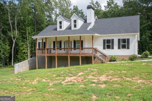 131 Ridgeview Dr, Newnan, GA, 30263-6368 | Card Image