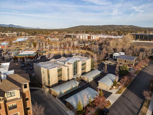 unit-320-291 Sw Bluff Dr, Bend, OR, 97702-3720 | Card Image