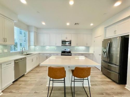 unit-103-5669 Stinson Way, Goleta, CA, 93117-3957 | Card Image