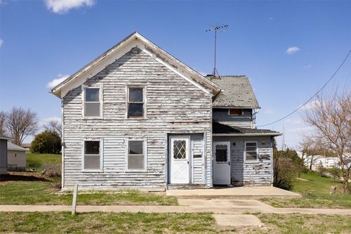 408 Green St, Wyoming, IA, 52362-7407 | Card Image