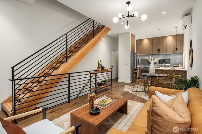 B - 2236 Fairview Ave E, Townhouse with 3 bedrooms, 4 bathrooms and null parking in Seattle WA | Image 4