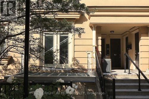 th12-78 Carr Street, Toronto (Kensington-Chinatown), ON, M5T1B7 | Card Image