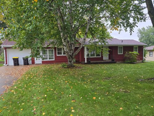 820 6th St, Windom, MN, 56101-1829 | Card Image
