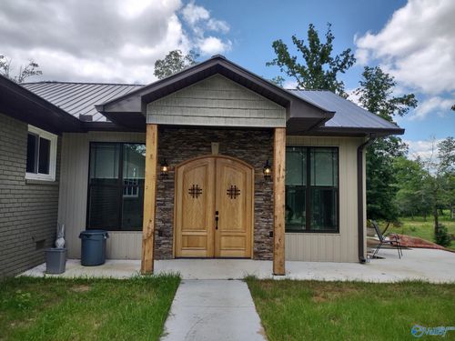 435 Barbee Ln, Scottsboro, AL, 35769-3745 | Card Image