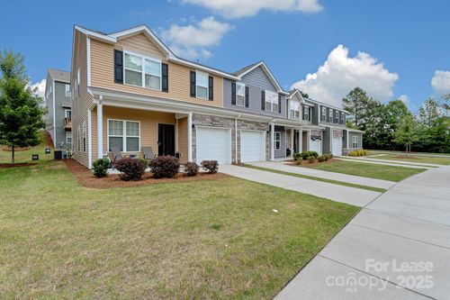 16016 Simril Ct, Charlotte, NC, 28278-7932 | Card Image