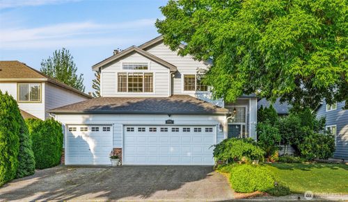 915 N Laurel Ln, Tacoma, WA, 98406-8450 | Card Image