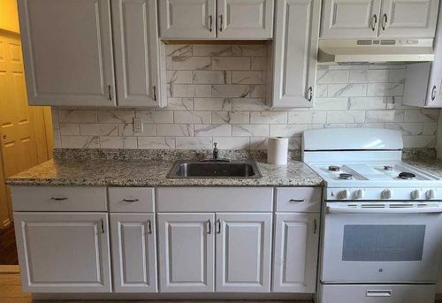 206-204 Cornell St, Hempstead, NY, 11550-1806 | Card Image