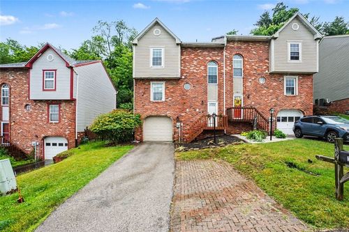 149 Villa Dr, Pittsburgh, PA, 15214-1469 | Card Image