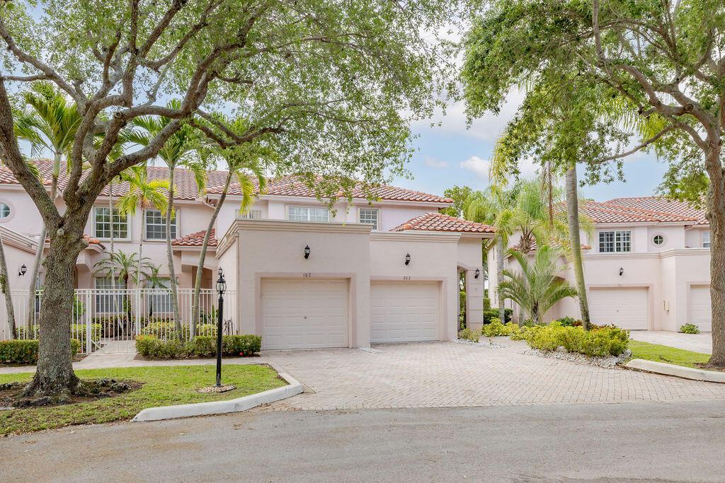Residential in Boynton Beach