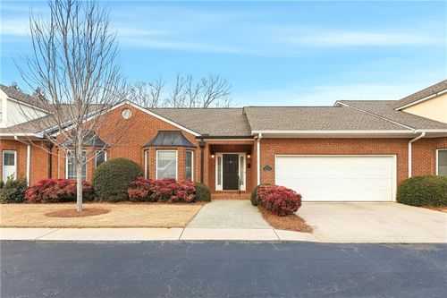3170 Haynes Dr, Gainesville, GA, 30506-1604 | Card Image