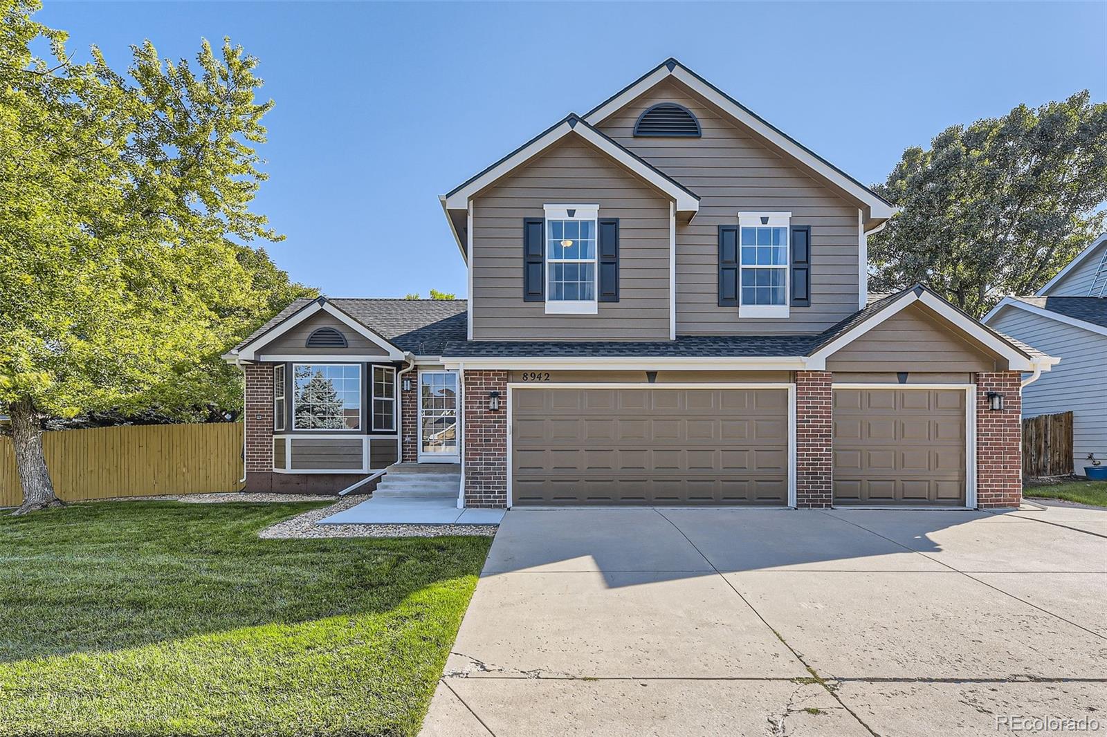 Lake Dr, Littleton, CO 80123