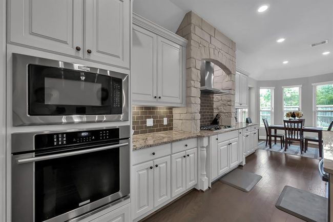 31268 New Forest Park Ln, House other with 4 bedrooms, 2 bathrooms and 3 parking in Spring TX | Image 21