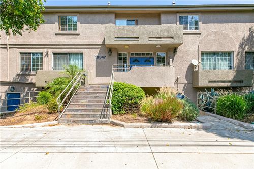 17-18347 Saticoy St, Reseda, CA, 91335 | Card Image