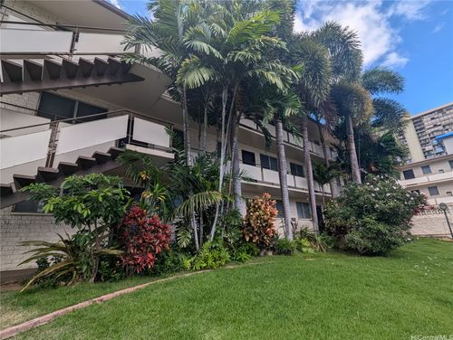 208-1120 Hassinger St, Honolulu, HI, 96822-3997 | Card Image