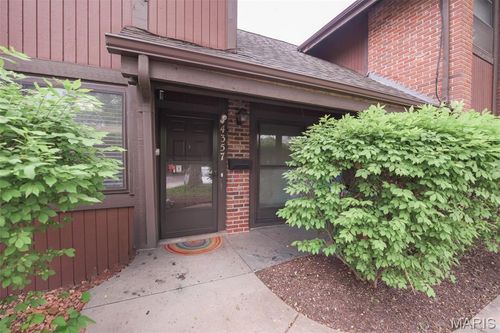 4357 Tavistock Cir, Saint Louis, MO, 63129-1917 | Card Image