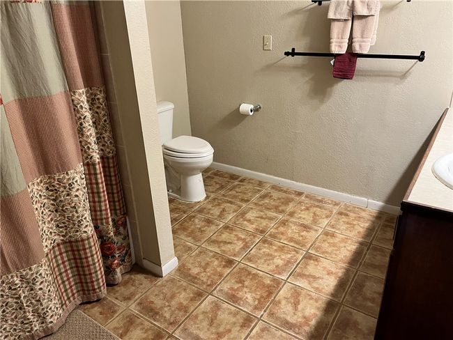 3150 N Highway 59, House other with 4 bedrooms, 2 bathrooms and null parking in Freer TX | Image 26