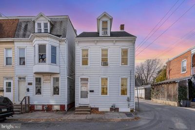 130 N Cedar Street, House other with 3 bedrooms, 1 bathrooms and null parking in YORK PA | Image 1