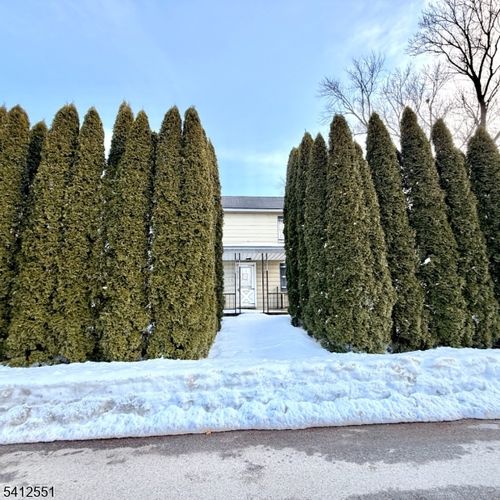 2720 River Rd, Phillipsburg, NJ, 08865-8010 | Card Image