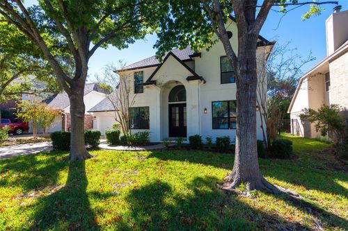 2425 Sparrow Dr, Round Rock, TX, 78681-2727 | Card Image