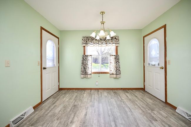 Dining Area | Image 8
