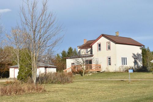 w2536-W2534 Demaster Road Road, Holland, WI, 53070 | Card Image