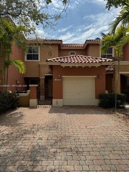 15242-15242 Sw 30th Ter, Miami, FL, 33185-5642 | Card Image