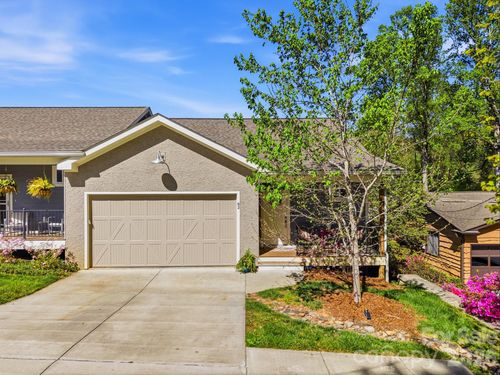 62 Dillingham Rd, Asheville, NC, 28805-1810 | Card Image