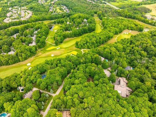 20 Woodsend Cres, Aurora, ON, L4G6W6 | Card Image